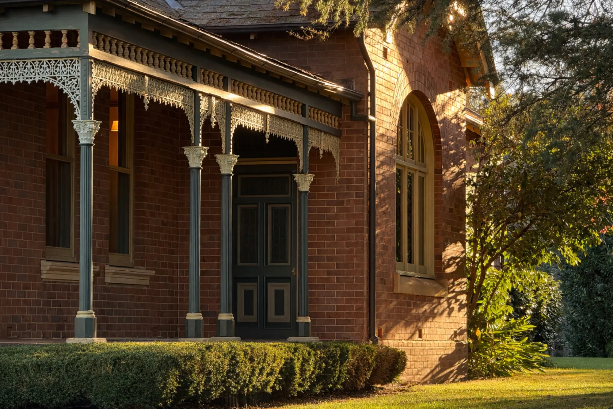 The 1903 Federation Queen Anne facade of the homestead